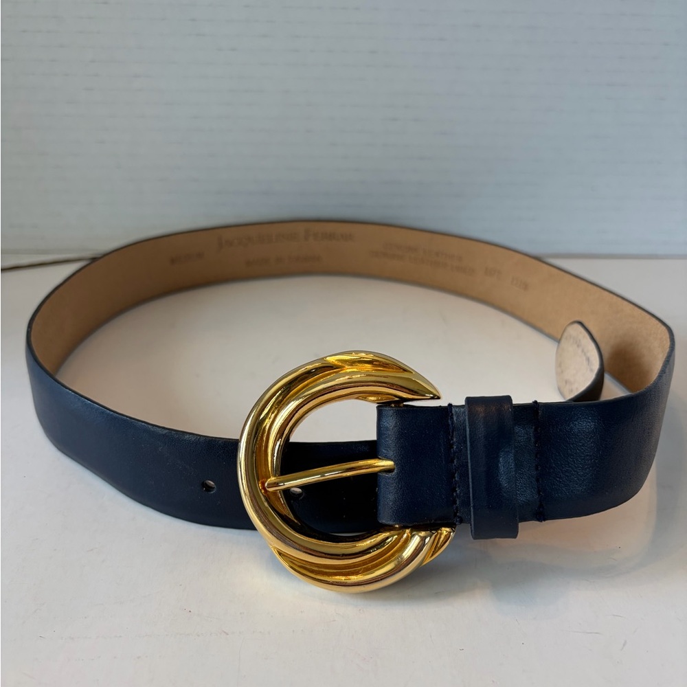 Jaqueline Ferrar navy leather gold tone‎ buckle belt